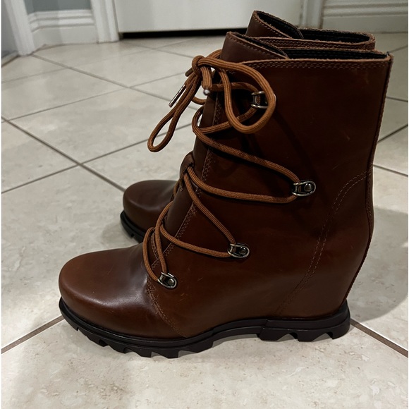 Sorel 🆕🆕 NWT women’s wedge boot, waterproof - Picture 2 of 5